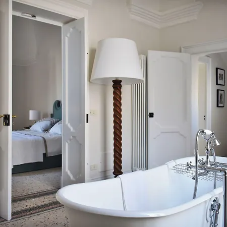 Affittacamere Palazzo Maritati 3*