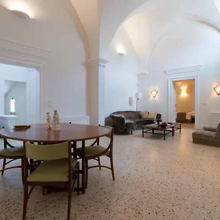 Palazzo Maritati Guest house