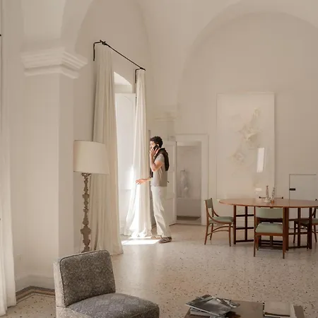 Pensionat Palazzo Maritati 3*